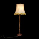 Stehlampe klassisch, weißer Schirm