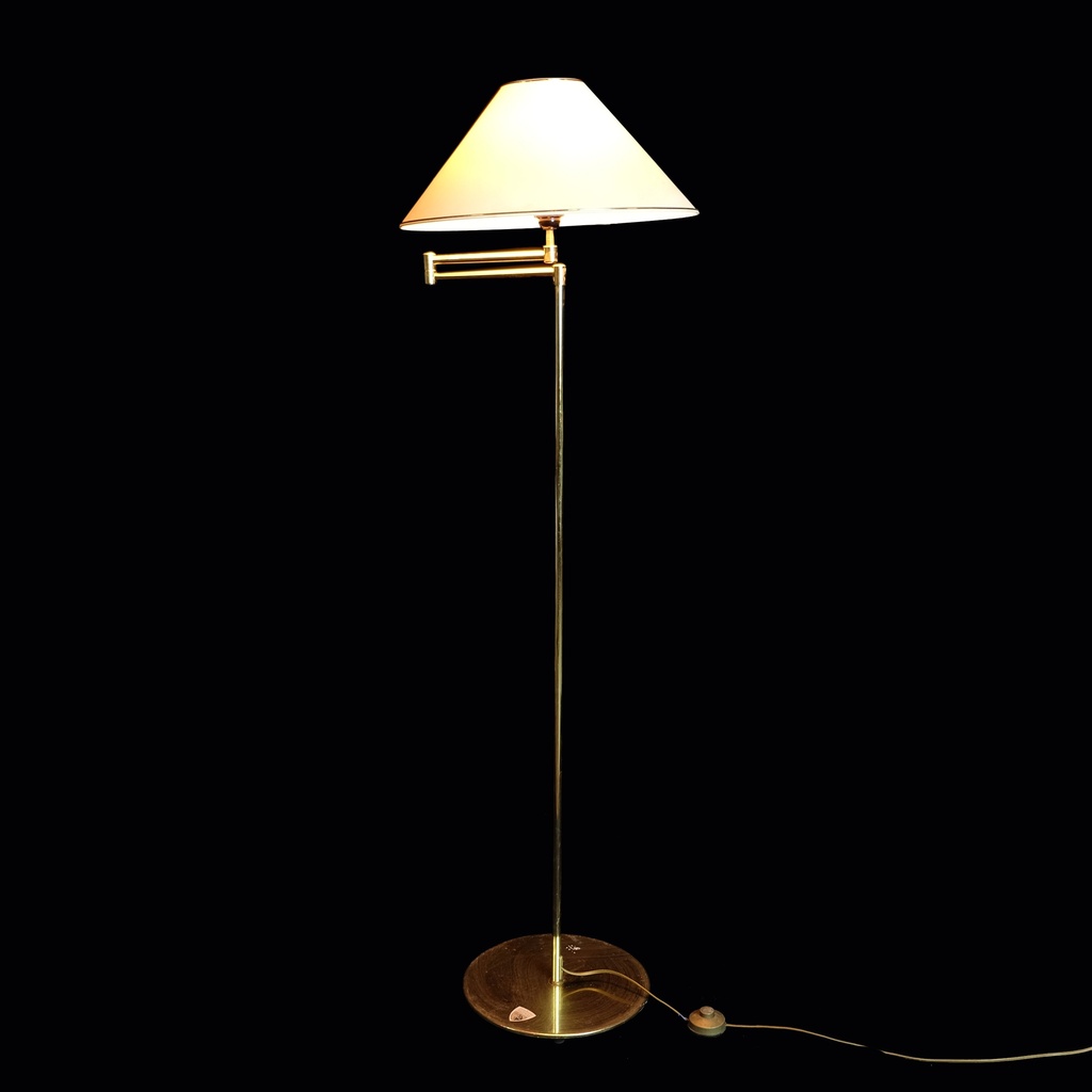 Stehlampe 29