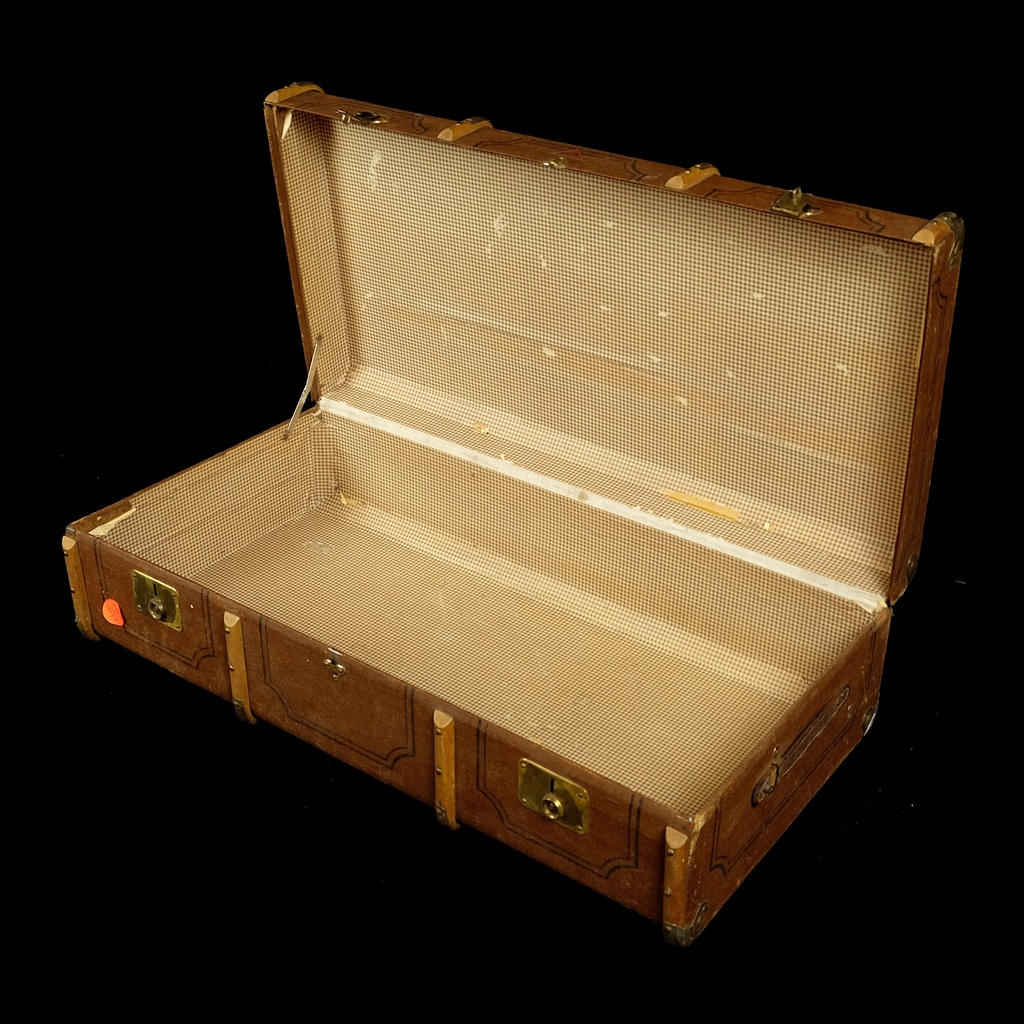 brauner Überseekoffer