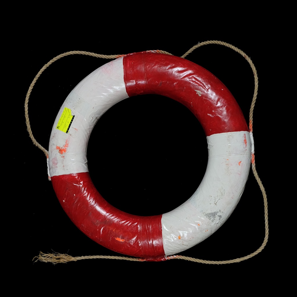 rot-weißer Rettungsring