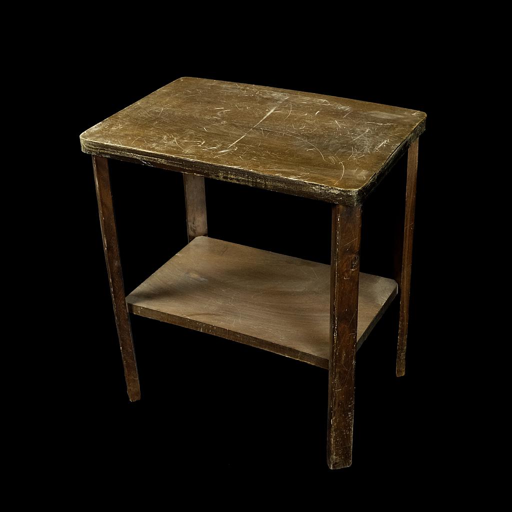 Beistelltisch aus Holz