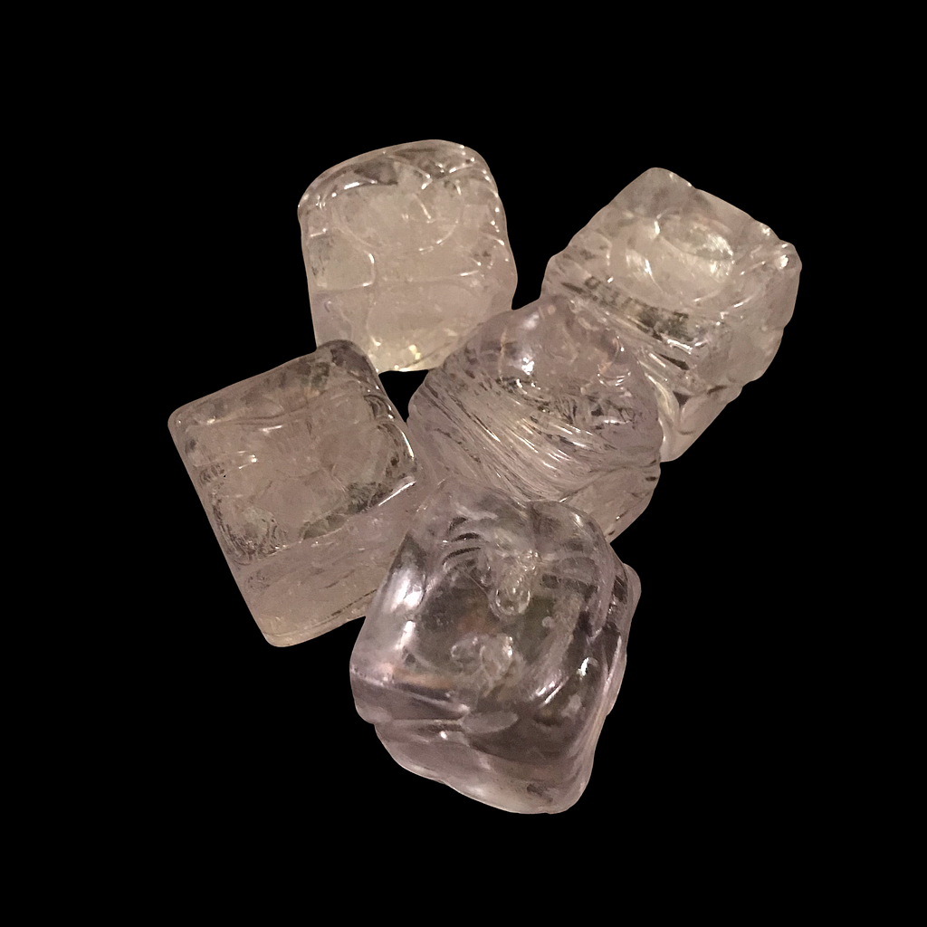 Paket Eiswürfel Attrappen (12 Stück)