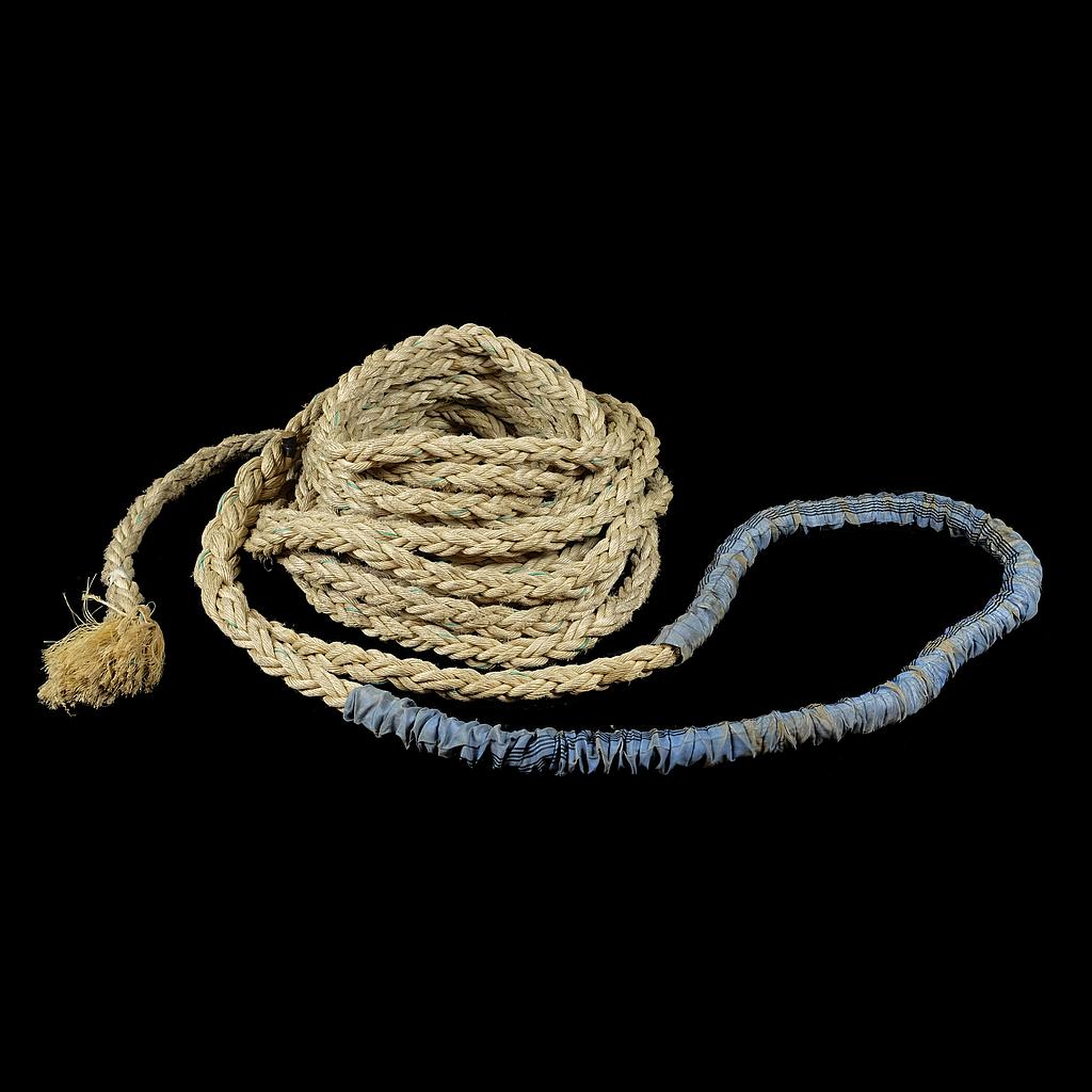 dickes, beiges Tau, Schlaufe 27m