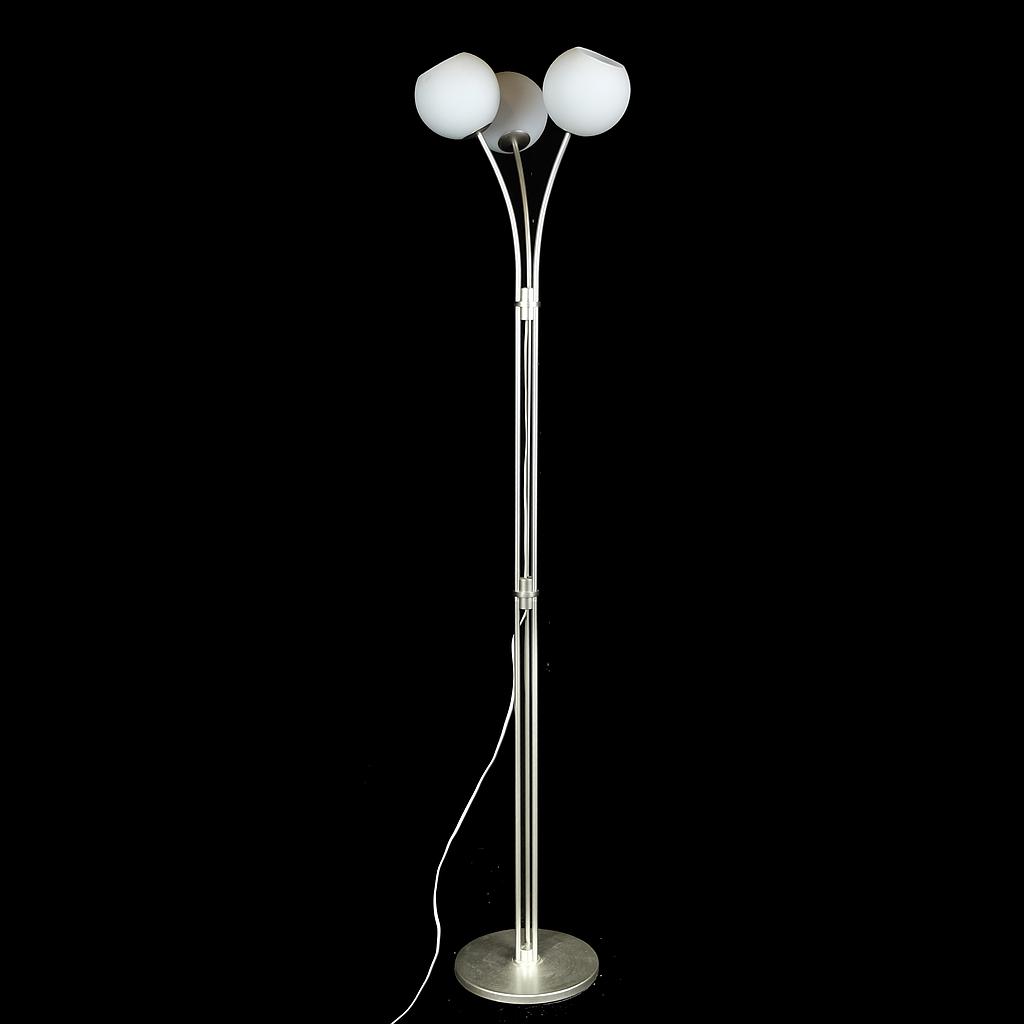 Deckenfluter, modern, dreiarmig, weiße Schirme rund