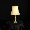 Miete - Tischlampe mit hellem Schirm