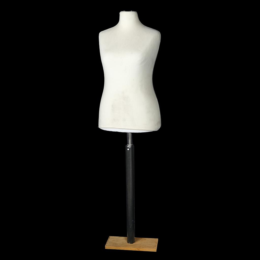 weiße Schneiderpuppe