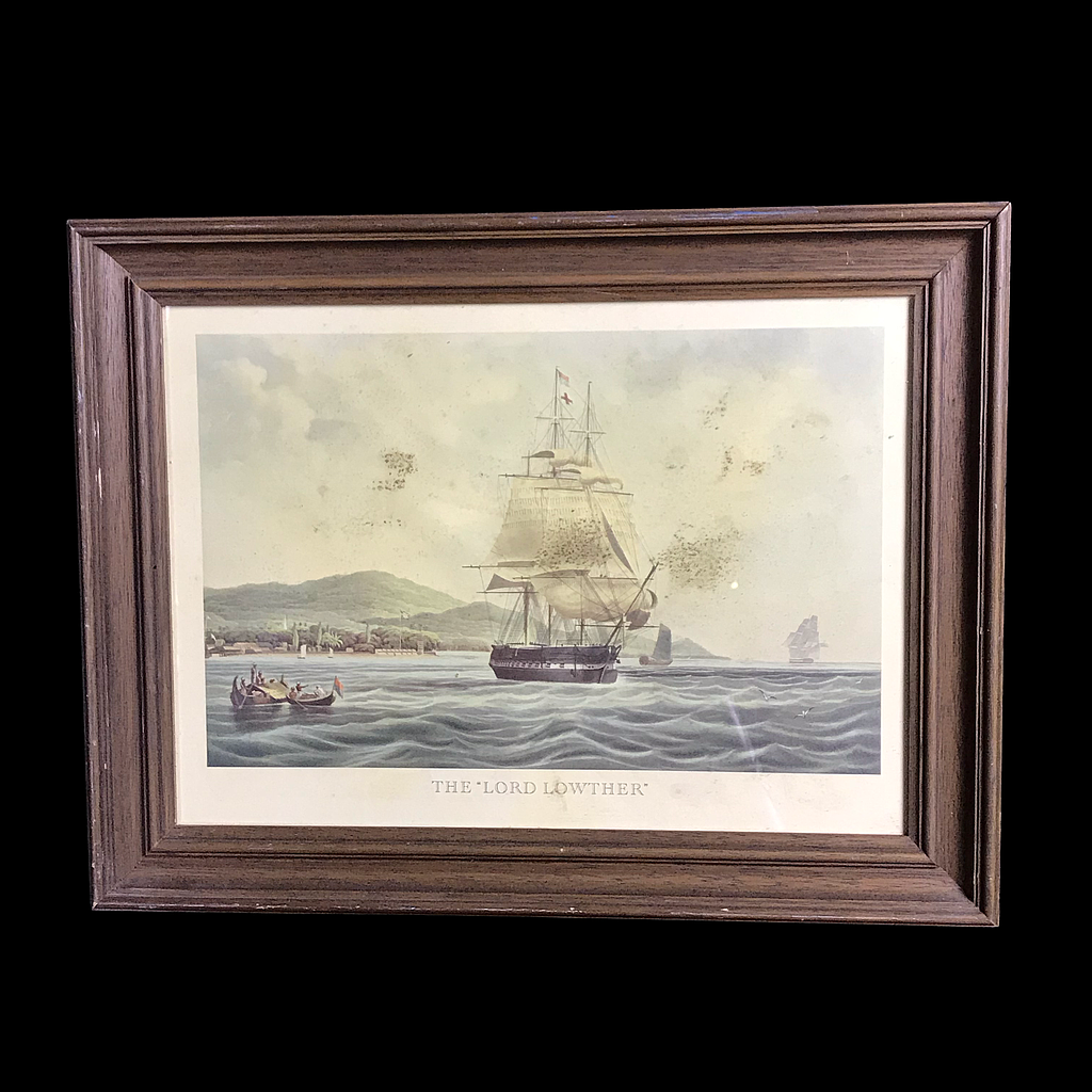 Bild in dunkelbraunem Holzrahmen "Seegelschiff"