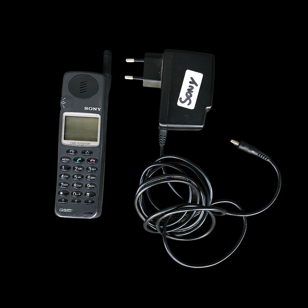 Miete - schwarzes Mobiltelefon, Sony CMD-X2000