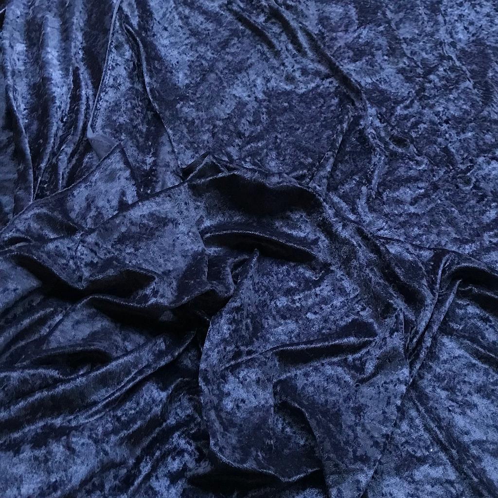 Miete - blauer Pannesamt