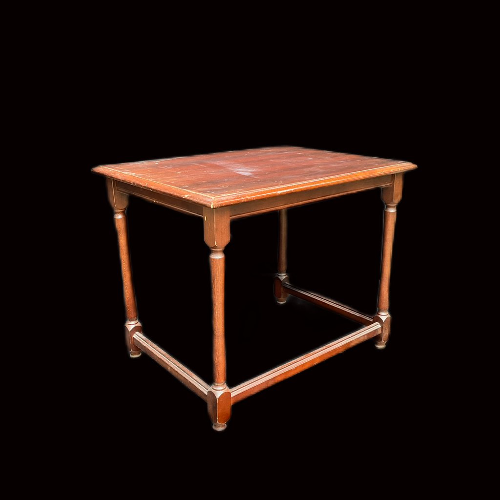 Miete - Beistelltisch aus Holz