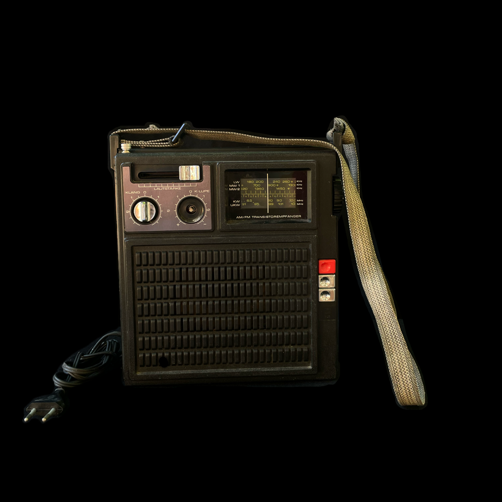 Tragbares Radio aus der ehemaligen DDR