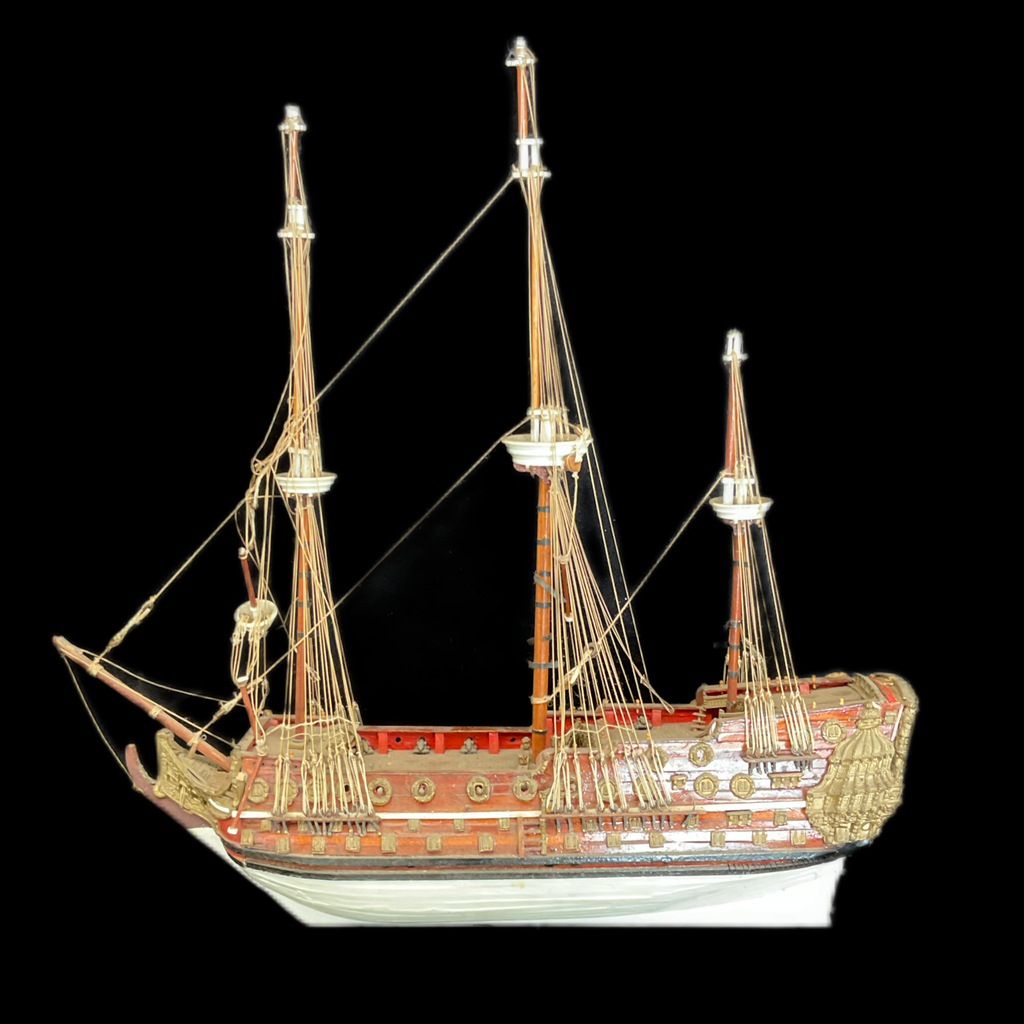 Miete - weiß-braunes Modellschiff, Dreimaster