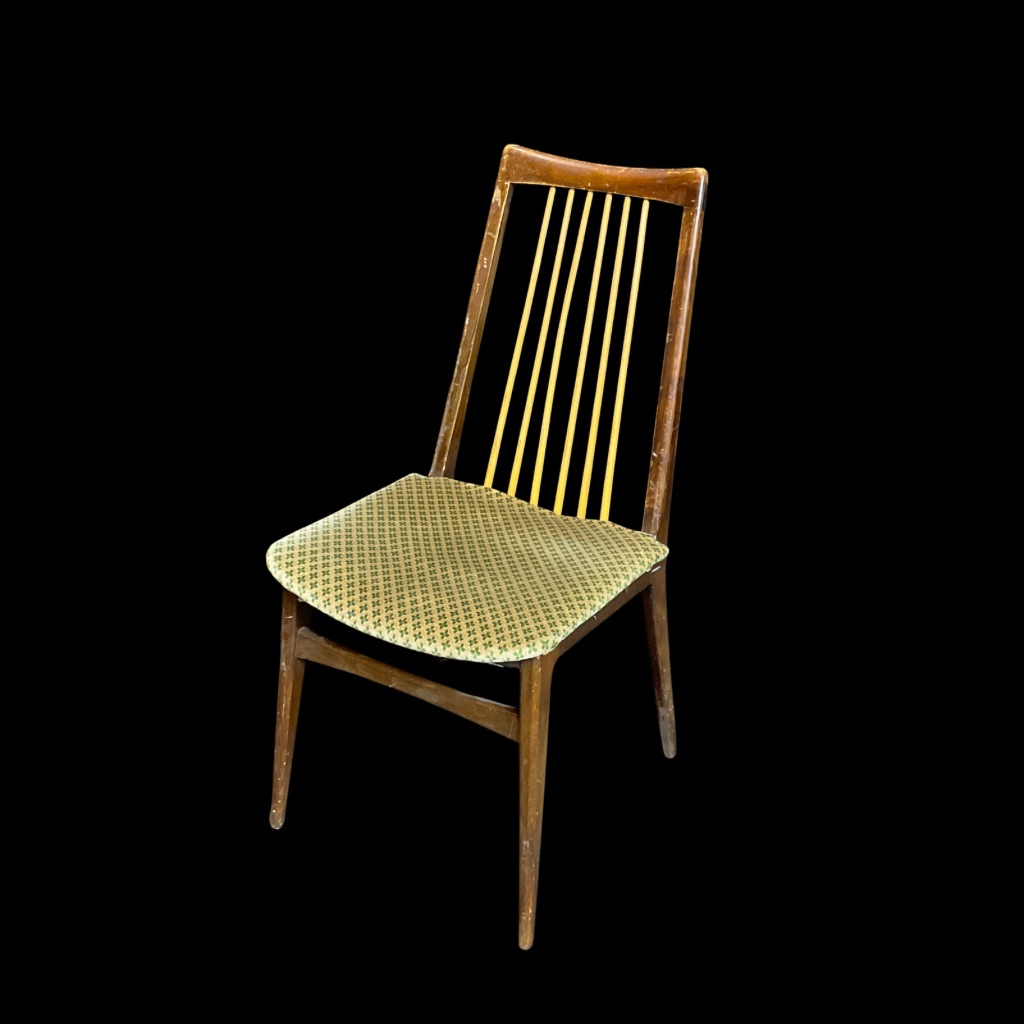 Vintage Stuhl mit Blümchen