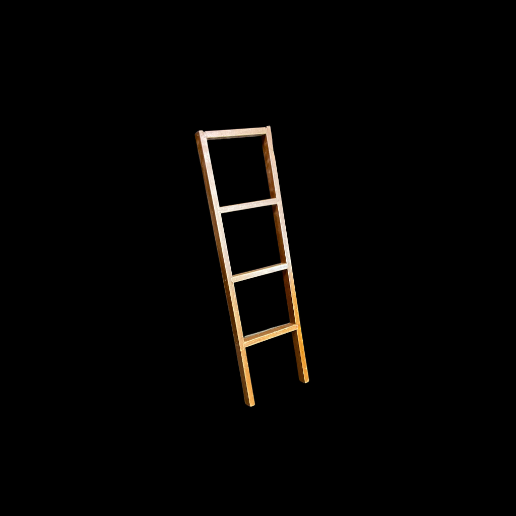 Kleine Holzleiter zum Anlehnen
