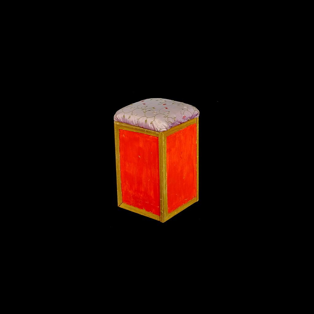 roter Hocker