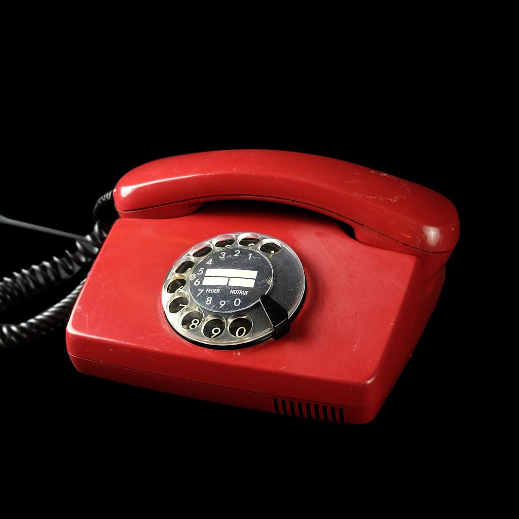 weinrotes Telefon 80er Jahre