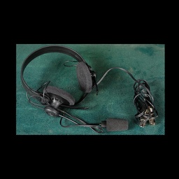 [REQ0125] schwarze Kopfhörer mit Mikrophon Sennheiser HMD 410-6