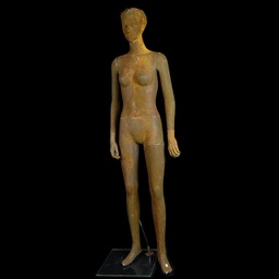 [REQ0194] weibliche Schaufensterpuppe mit Rostpatina