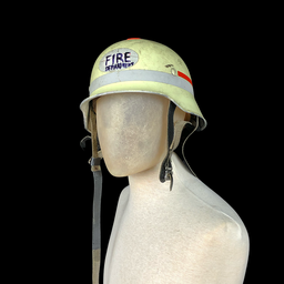 [KOS0019] hellgelber, alter Feuerwehrhelm