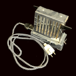 [TEC0047] Vintage Toaster