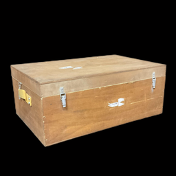 [REQ0457] Aufklappbare Holzkiste